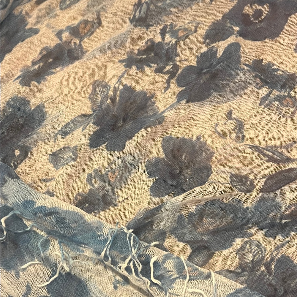 Chan Luu Floral Scarf - like new